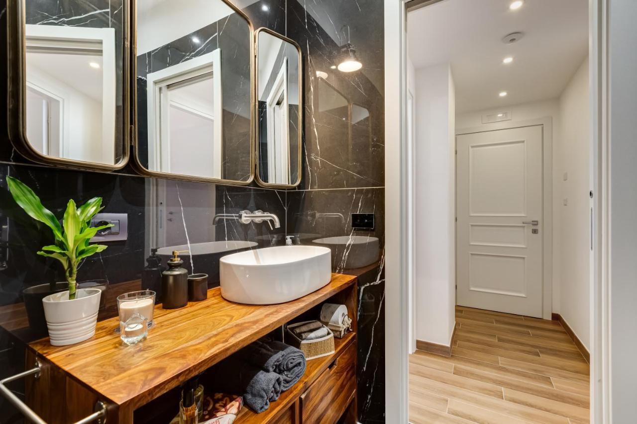Lovely Two-room In The Center Of Appartement